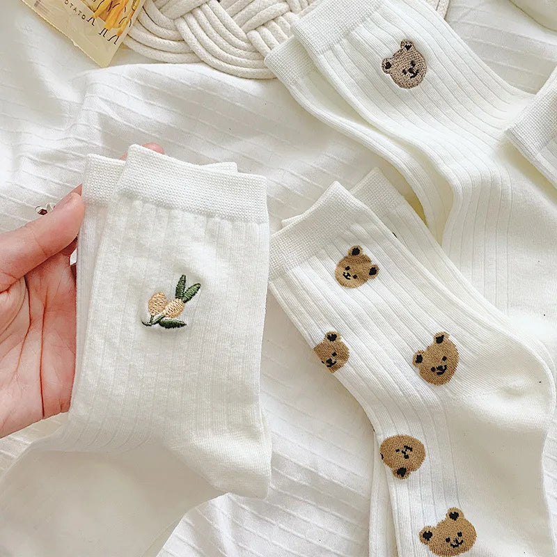 5 Pairs Of Summer Women's Pure Cotton Socks White Cartoon Teddy Bear Embroidered Medium Tube Socks Kawaii Women's Socks