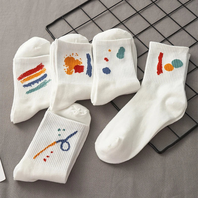 5 Pairs Of Spring And Autumn Women's Socks Set White Simple Graffiti Pure Cotton Socks Fashionable And Breathable Sports Socks